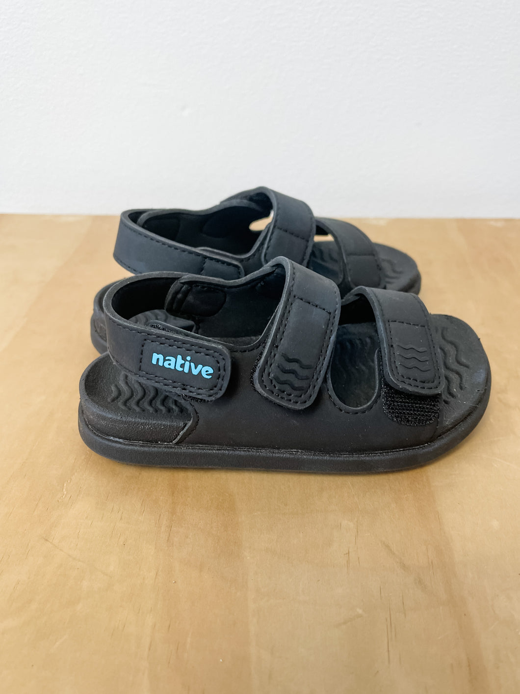 Black Native Frankie Sugarlite Sandals Size 7