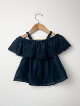 Load image into Gallery viewer, Black Old Navy Tank Size 12-18 Months
