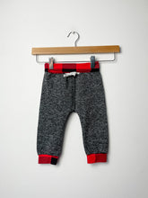 Load image into Gallery viewer, Grey 2 Piece Set Size 80 (12-18 Months)
