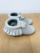 Load image into Gallery viewer, Grey Freshly Picked Mocs Size 2
