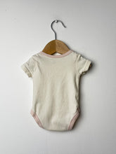 Load image into Gallery viewer, Kyle &amp; Deena Bodysuit 2 Pack Size 0-3 Months
