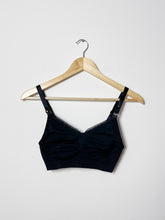 Load image into Gallery viewer, Black Thyme Nursing Bra Size Small
