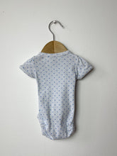 Load image into Gallery viewer, Blue H&amp;M 2 Piece Set Size 1-2 Months
