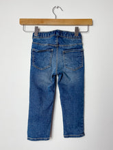 Load image into Gallery viewer, Blue Old Navy Jeans Size 2T
