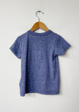 Load image into Gallery viewer, Blue Bitz Kids Shirt Size 2/3
