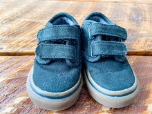 Load image into Gallery viewer, Kids Black Vans Shoes Size 4
