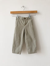 Load image into Gallery viewer, Tan Tommy Hilfiger Pants Size 2T
