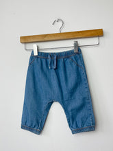 Load image into Gallery viewer, Chambray H&amp;M Pants Size 2-4 Months
