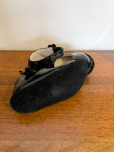 Load image into Gallery viewer, Black Beba Bean Shoes Size 0-3 Months
