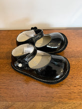 Load image into Gallery viewer, Black Beba Bean Shoes Size 0-3 Months
