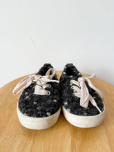 Load image into Gallery viewer, Black Zara Shoes Size 7
