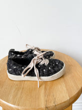 Load image into Gallery viewer, Black Zara Shoes Size 7

