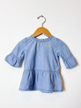 Load image into Gallery viewer, Girls Blue Carters Shirt Size 9 Months
