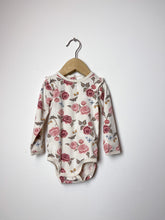 Load image into Gallery viewer, Girls Floral H&amp;M Onesie Size 12-18 Months
