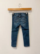 Load image into Gallery viewer, Blue Gap Jeans Size 3T

