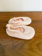 Load image into Gallery viewer, Girls Pink Gap Shoes Size 3-6 Months
