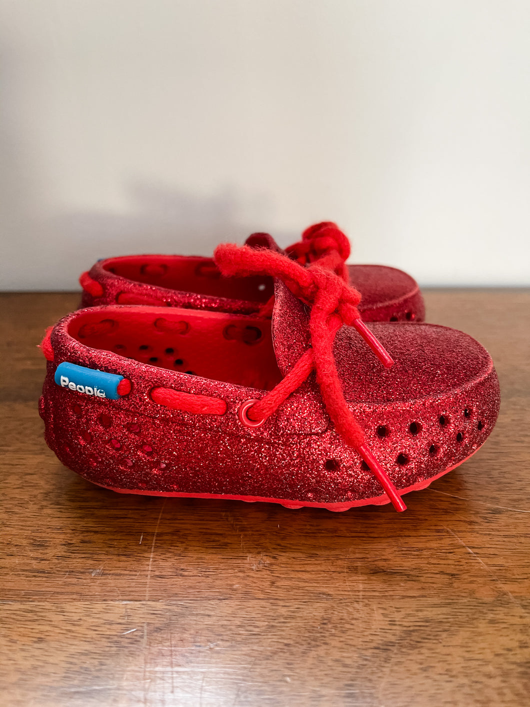 Red People Shoes Size 5