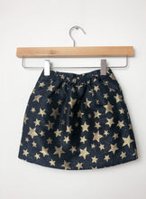 Load image into Gallery viewer, Stars Mamas &amp; Papas Skirt Size 12-18 Months
