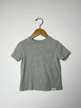 Load image into Gallery viewer, Grey Gap Shirt Size 2T
