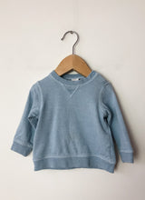 Load image into Gallery viewer, Kids Blue H&amp;M Sweater Size 4-6 Months
