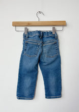 Load image into Gallery viewer, Kids Blue Gap Jeans Size 18-24 Months

