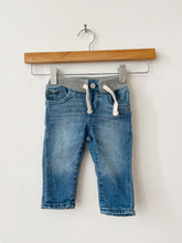 Load image into Gallery viewer, Blue Gap Jeans Size 3-6 Months
