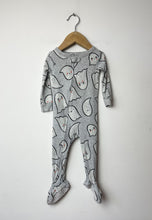 Load image into Gallery viewer, Kids Grey Carters Pajamas Size 12 Months
