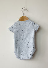 Load image into Gallery viewer, Kids Blue Gap Bodysuit Size 0-3 Months
