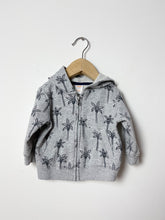 Load image into Gallery viewer, Kids Grey Gymboree Sweater Size 6-12 Months
