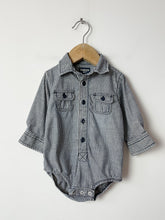 Load image into Gallery viewer, Striped Osh Kosh Bodysuit Size 9 Months
