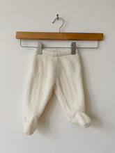 Load image into Gallery viewer, Kids White Gap Sherpa Pants Size 0-3 Months

