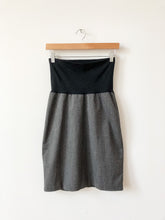 Load image into Gallery viewer, Maternity Grey Hazel &amp; Co Skirt Size Small
