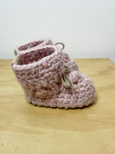 Load image into Gallery viewer, Pink Beba Bean Knit Slippers Size 3/4
