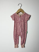 Load image into Gallery viewer, Pink Leopard Parade Romper Size 0-3 Months
