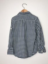 Load image into Gallery viewer, Plaid Gap Shirt Size 6-7
