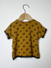 Load image into Gallery viewer, Umber Rainbows Little and Lively Boxy Shirt Size 0-6 Months
