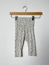 Load image into Gallery viewer, Floral H&amp;M Bodysuit and Leggings Set Size 6-9 Months
